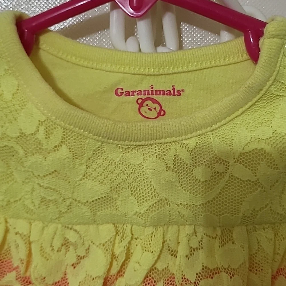 GARANIMALS Bright Yellow Sleeveless Baby Bottom Snap Bodysuit - Size: 6-9 Months